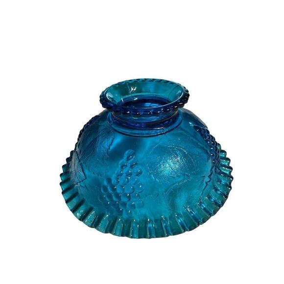 Vintage Depression blue glass fruit/candy bowl. Ruffle Edging. Grapes/leaves.10" - Picture 9 of 9